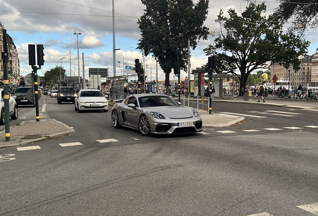 Porsche 718 Cayman GT4