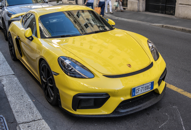 Porsche 718 Cayman GT4