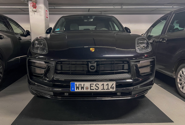 Porsche 95B Macan GTS MkIII