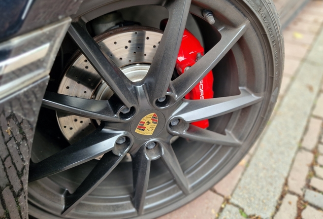 Porsche 992 Carrera 4S Cabriolet