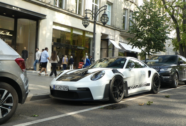 Porsche 992 GT3 RS Weissach Package