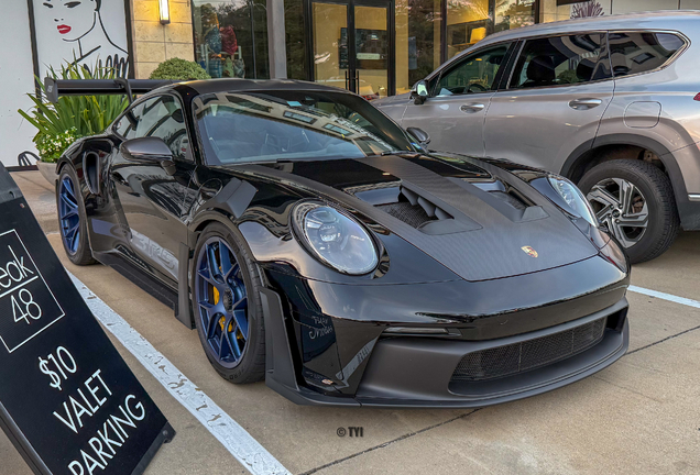 Porsche 992 GT3 RS Weissach Package