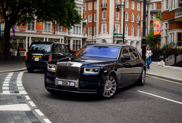 Rolls-Royce Phantom VIII EWB
