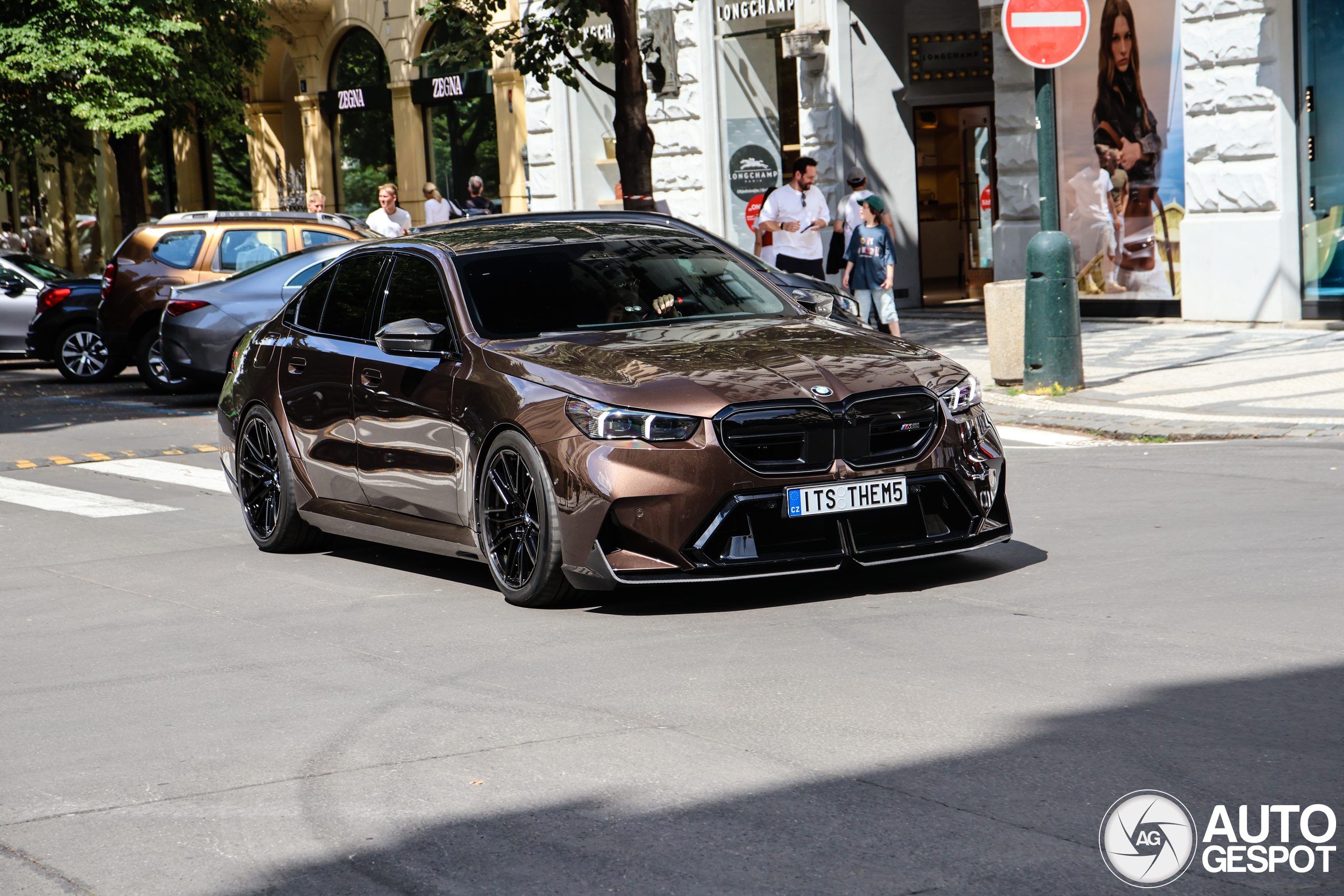 BMW M5 G90