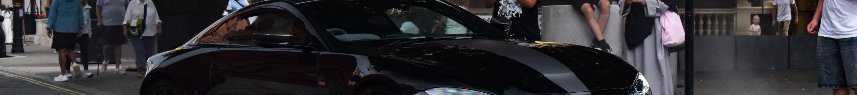 Aston Martin V8 Vantage Formula 1 Edition