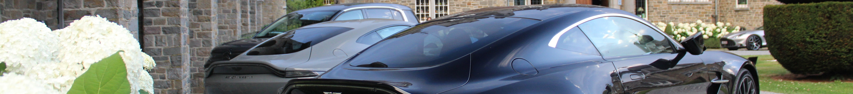 Aston Martin Vantage 2024