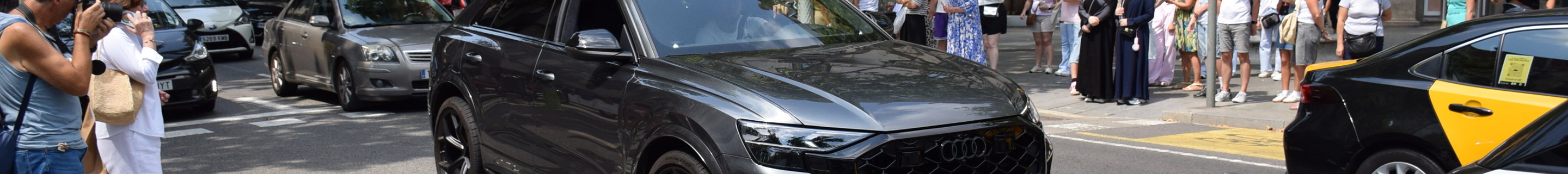 Audi RS Q8 2024