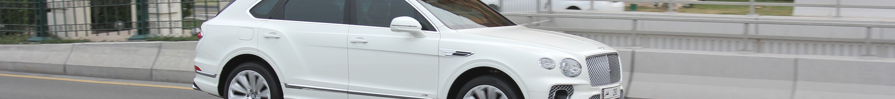 Bentley Bentayga V8 2021