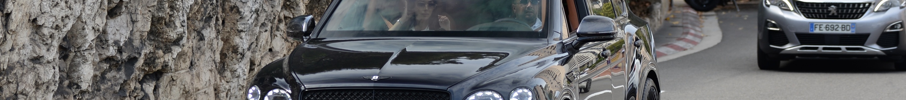 Bentley Bentayga V8 2021