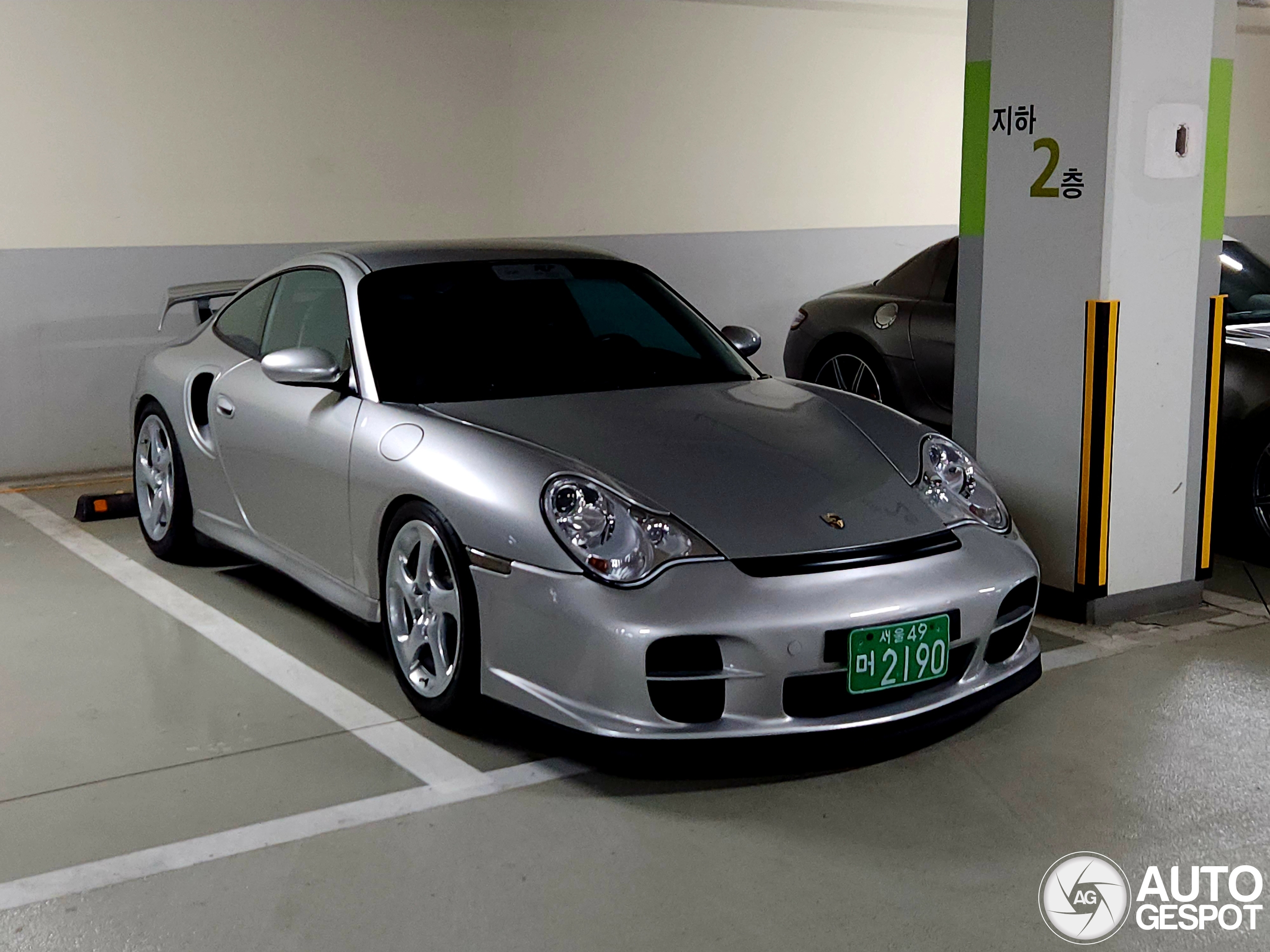 Porsche 996 GT2