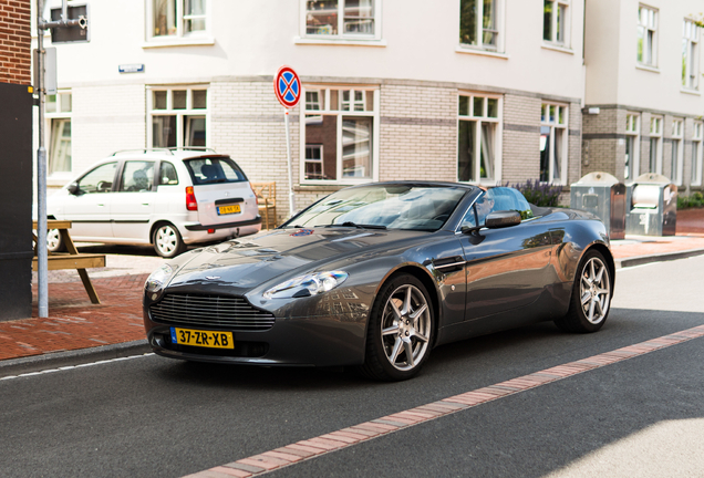 Aston Martin V8 Vantage Roadster