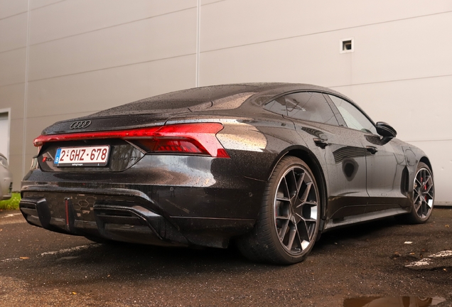 Audi RS E-Tron GT 2025