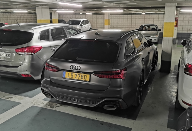 Audi RS6 Avant C8