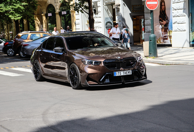 BMW M5 G90