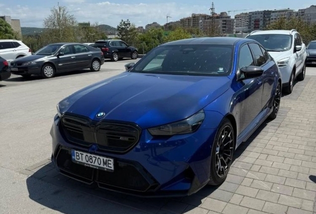 BMW M5 G90