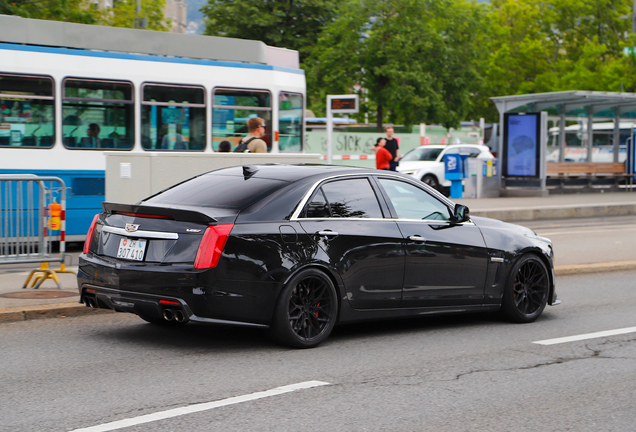 Cadillac CTS-V 2015