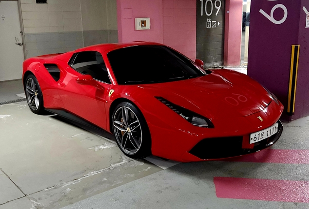 Ferrari 488 Spider