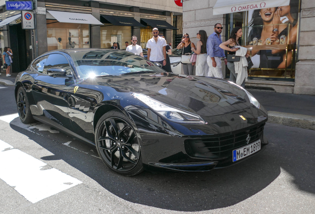 Ferrari GTC4Lusso T