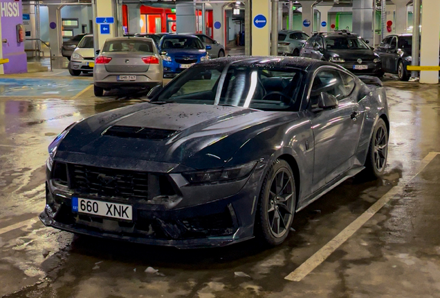 Ford Mustang Dark Horse 2024