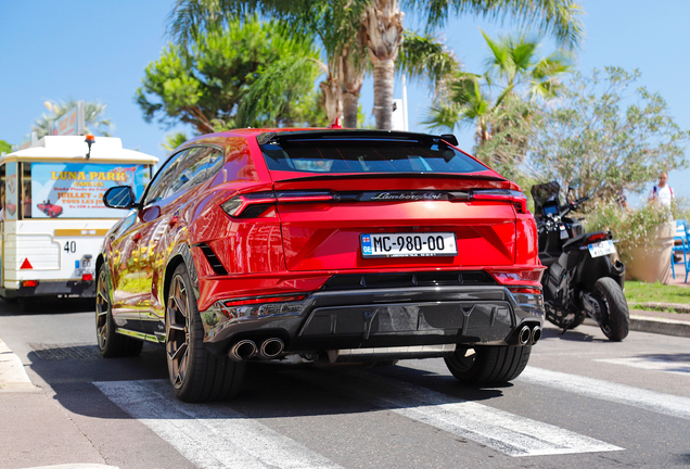 Lamborghini Urus Performante