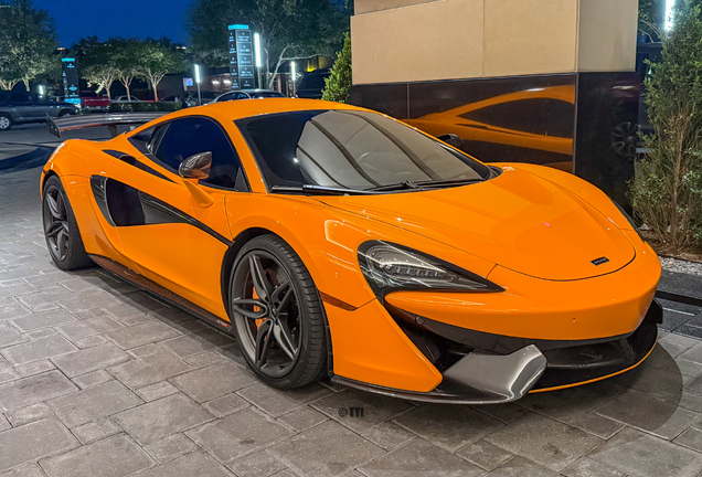 McLaren 570S