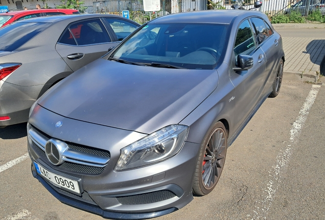 Mercedes-Benz A 45 AMG