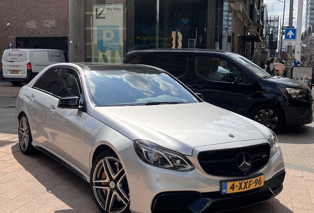 Mercedes-Benz E 63 AMG S W212