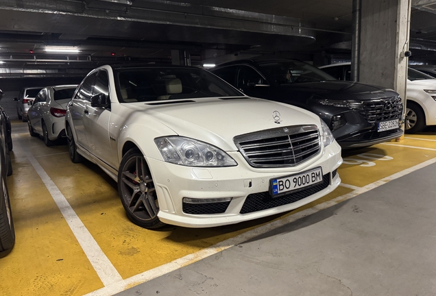 Mercedes-Benz S 63 AMG W221 2010