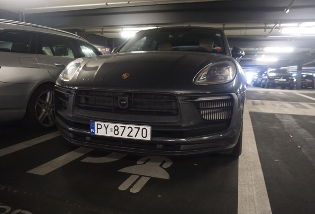 Porsche 95B Macan GTS MkIII