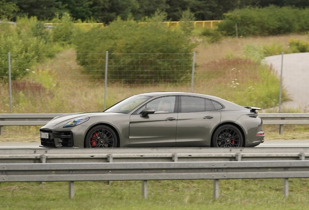 Porsche 972 Panamera GTS