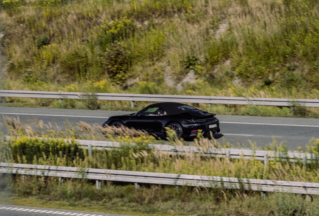 Porsche 992 Carrera 4 GTS Cabriolet MkII