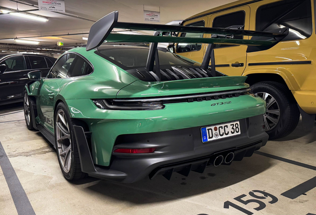 Porsche 992 GT3 RS Weissach Package