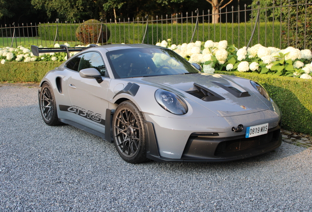 Porsche 992 GT3 RS Weissach Package