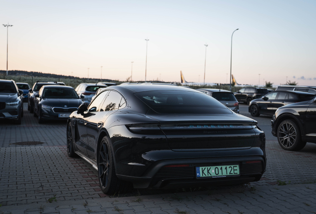 Porsche Taycan GTS