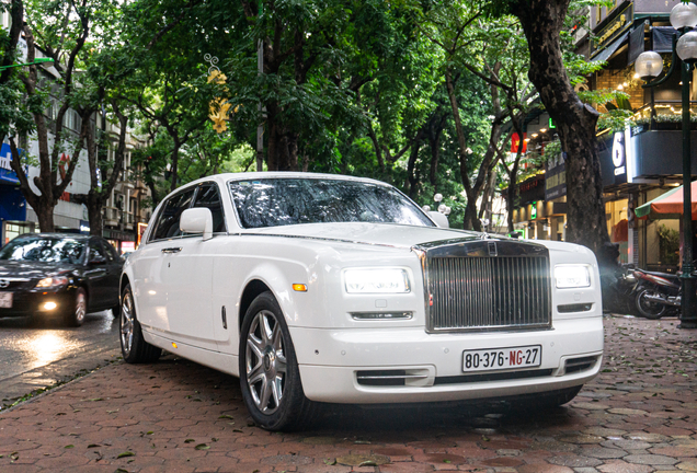 Rolls-Royce Phantom EWB Series II
