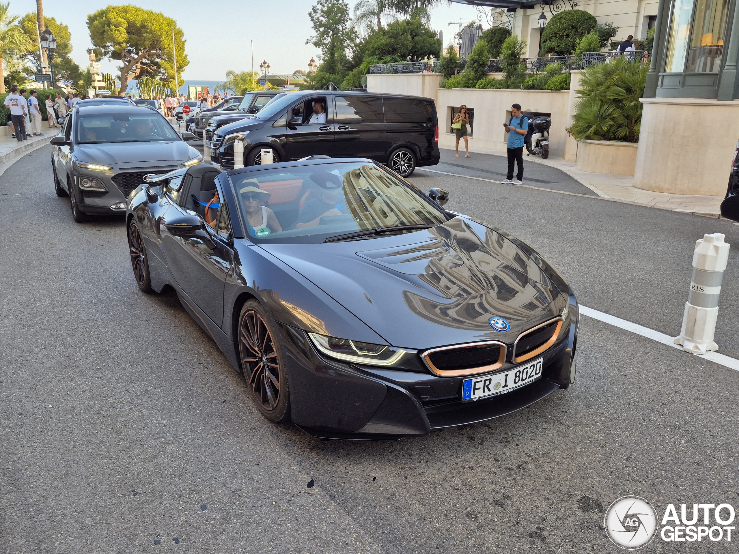 BMW i8 Roadster Ultimate Sophisto Edition