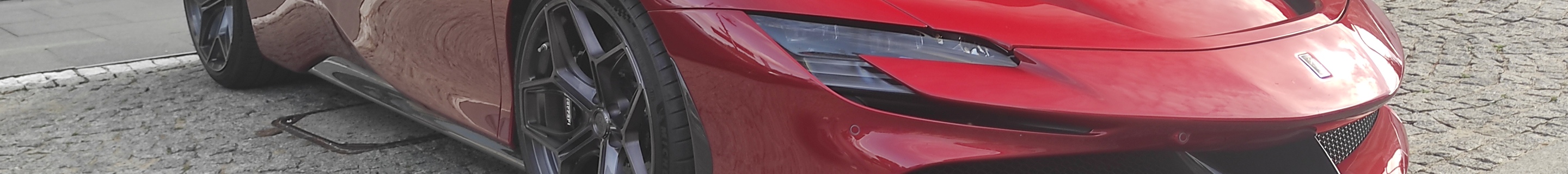 Ferrari SF90 Stradale