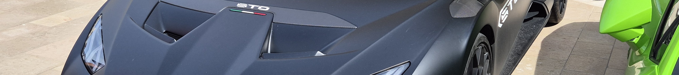 Lamborghini Huracán LP640-2 STO