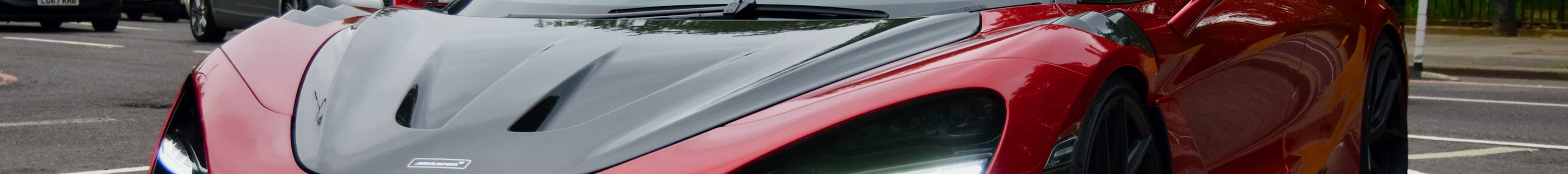 McLaren 720S Pi Carbon