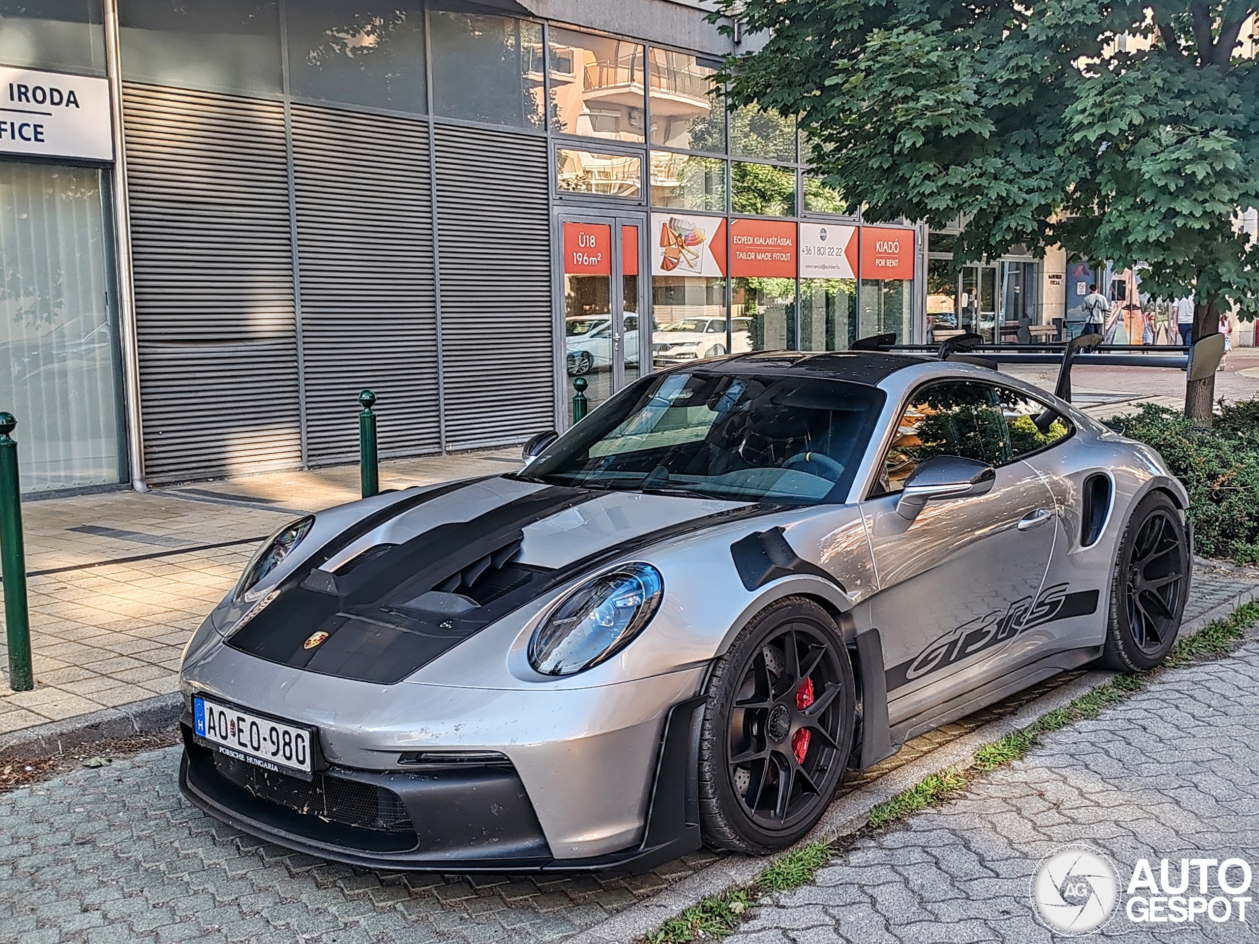 Porsche 992 GT3 RS Weissach Package