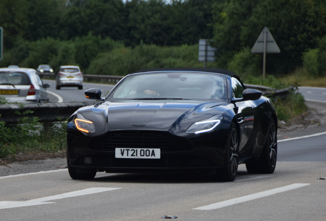 Aston Martin DB11 V8 Volante