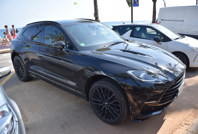 Aston Martin DBX707