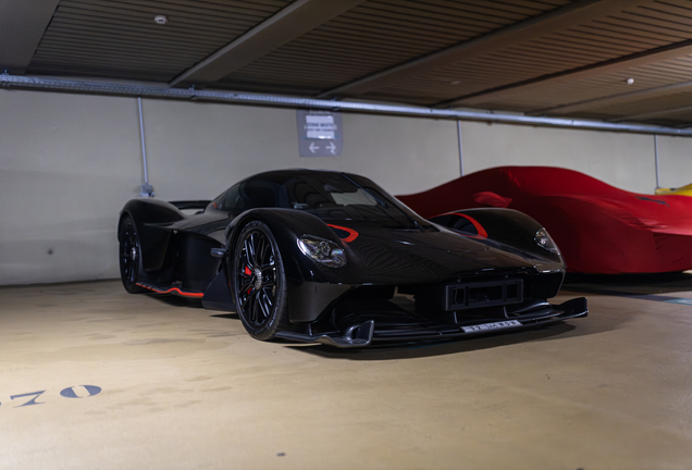 Aston Martin Valkyrie Spider