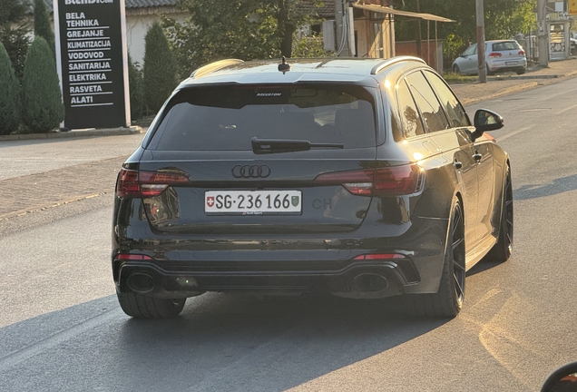 Audi RS4 Avant B9