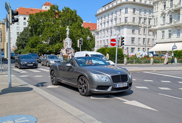 Bentley Continental GTC V8