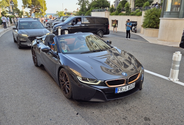 BMW i8 Roadster Ultimate Sophisto Edition