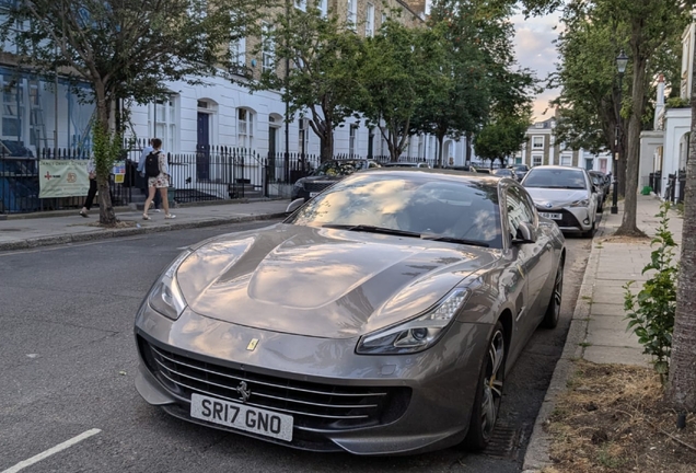 Ferrari GTC4Lusso