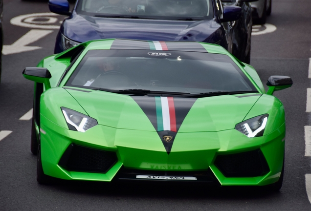 Lamborghini Aventador LP700-4