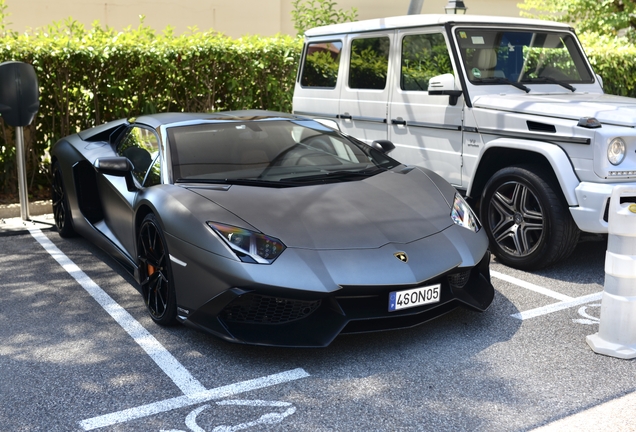 Lamborghini Aventador LP720-4 Roadster 50° Anniversario