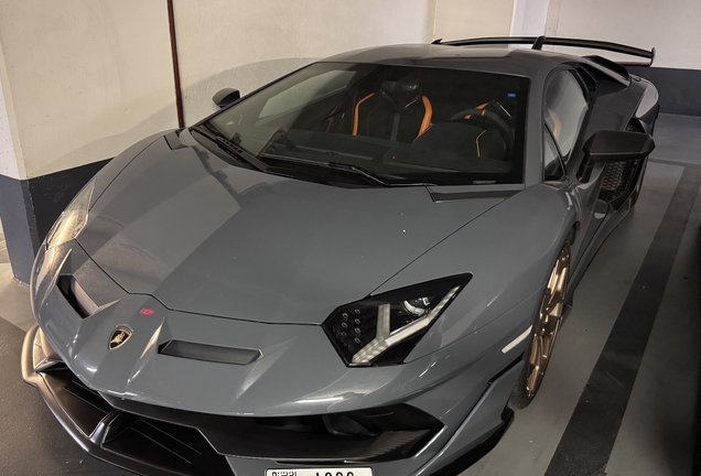 Lamborghini Aventador LP770-4 SVJ